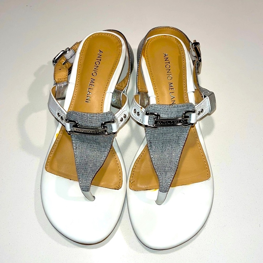 BRAND NEW! Antonio Melani Sandals - Size 5.5